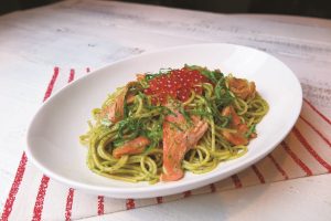 北海道産いくらとサーモンのバジルクリーム2